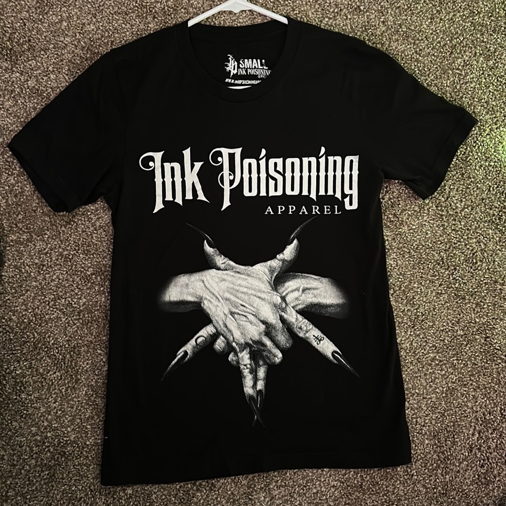 Ink poisoning apparel shirt small, worn twice